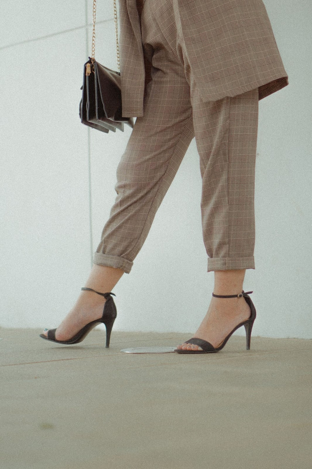 Elevate Your Ankle Pants Outfit With These Shoes