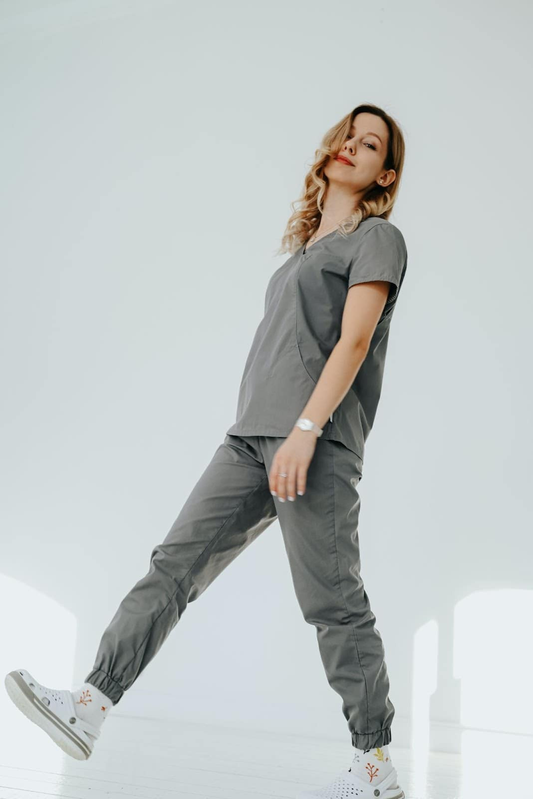 Shoes That Complement Your Scrubs Outfit